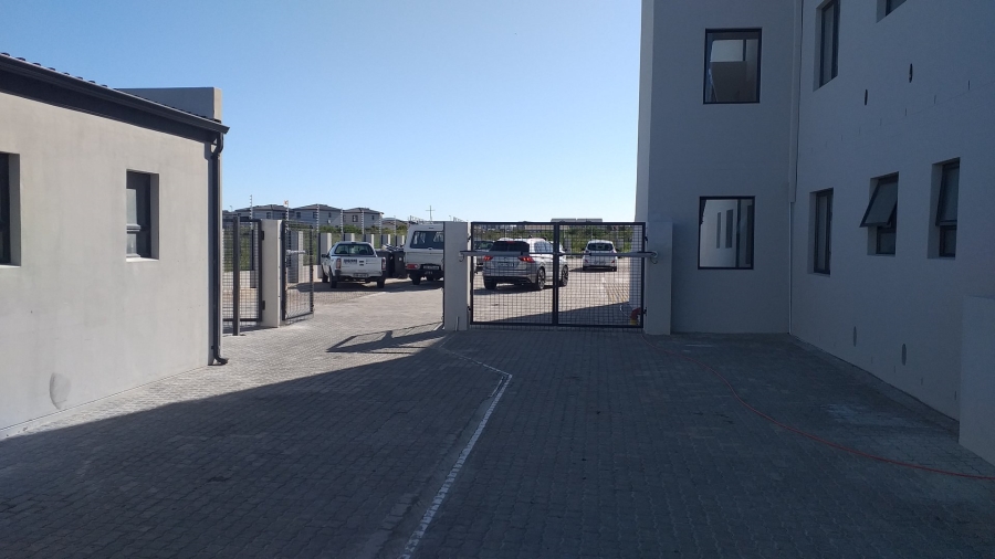 3 Bedroom Property for Sale in Parklands East Western Cape